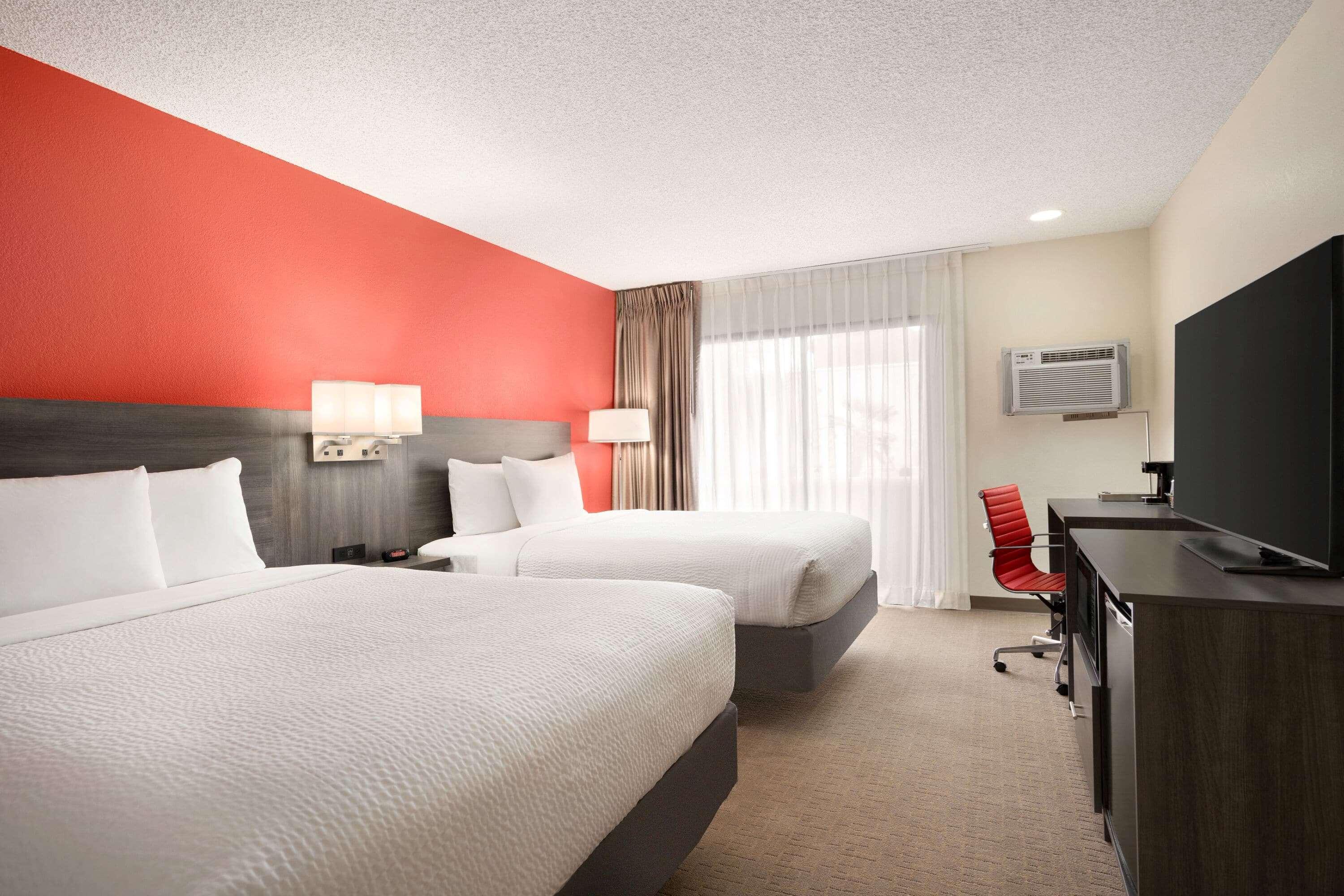 Ramada By Wyndham Tucson Airport Hotel Drexel Heights Exterior foto