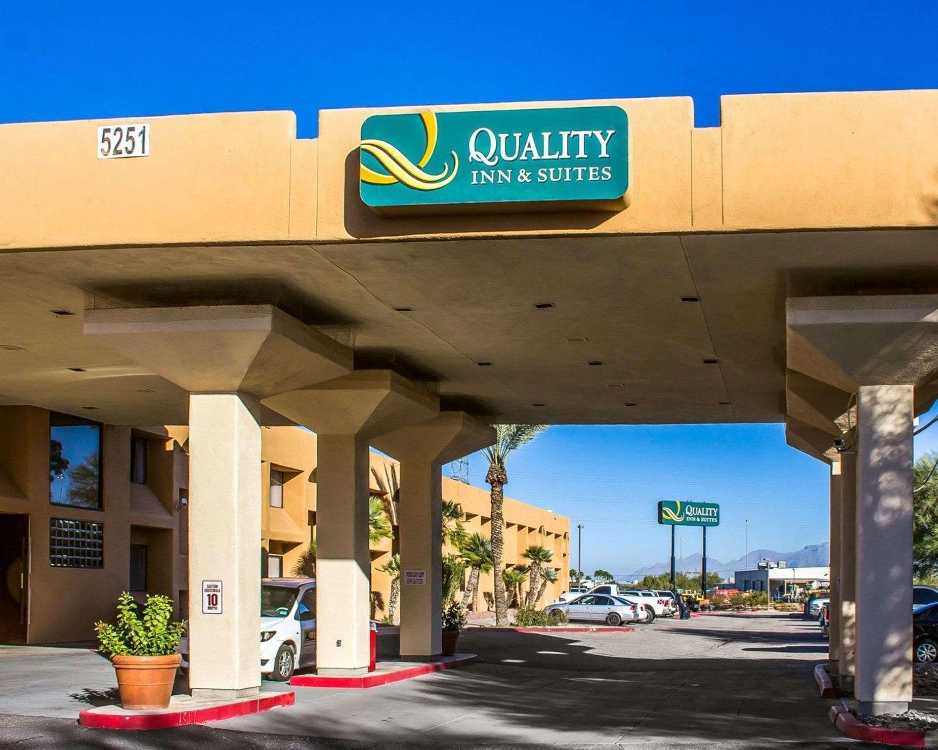 Ramada By Wyndham Tucson Airport Hotel Drexel Heights Exterior foto